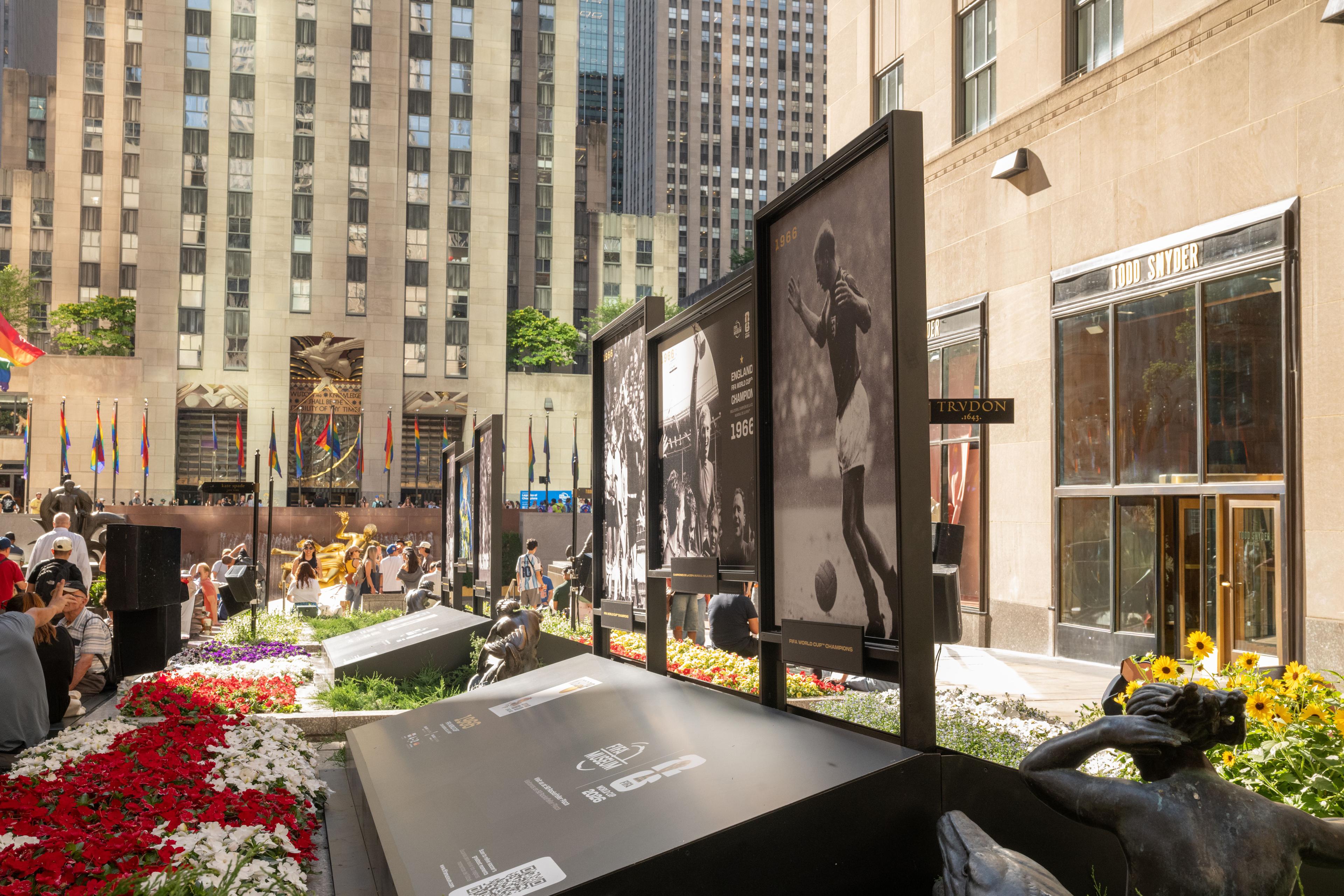 channel gardens at rockefeller center