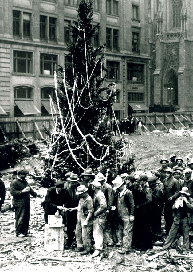 Rockefeller CenterのThe Rink | NYCを象徴するスケートリンク
